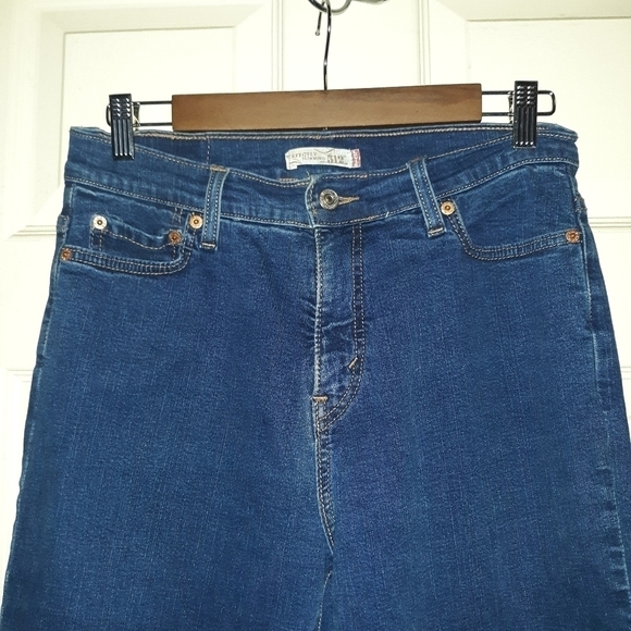 Levi's Jean's size 10M - Picture 3 of 7
